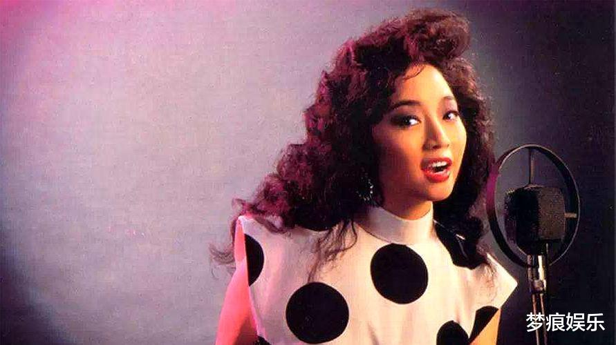 “港圈一姐”徐小凤为何离婚成谜?揭秘她的隐秘情史!