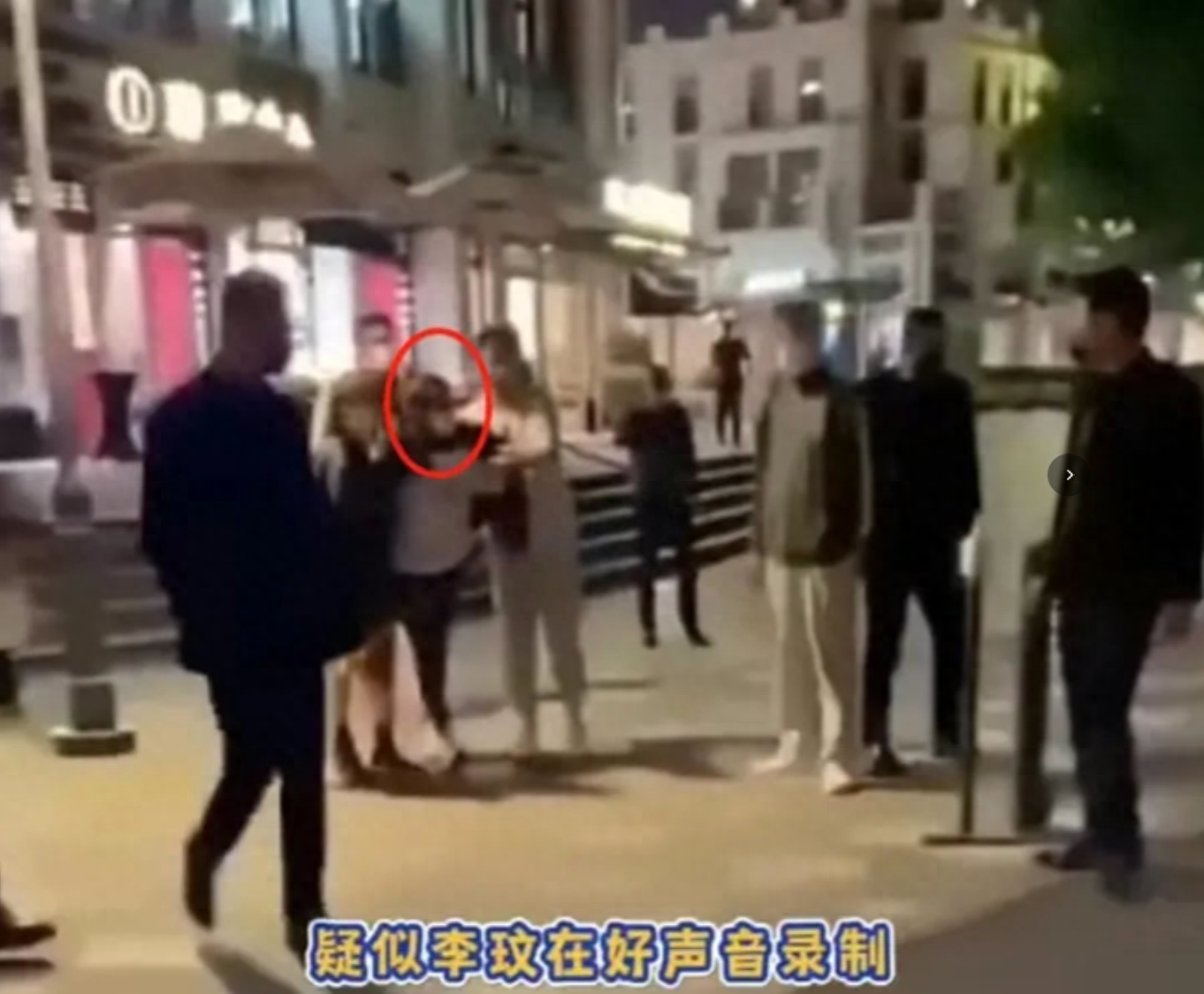 李玟|胡锡进、梁源力挺中国好声音！华纳怒了：誓要维护李玟声誉