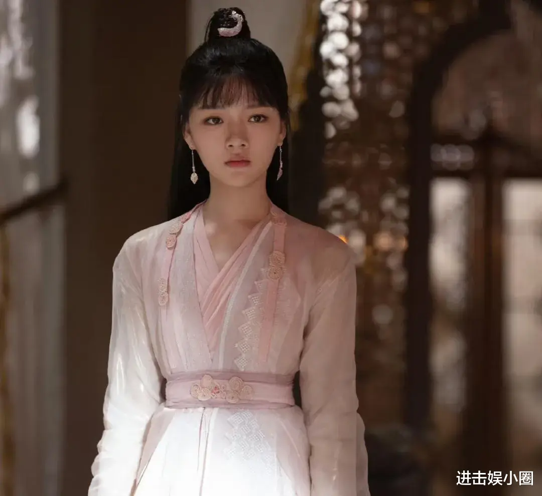 肖战又被牵连!庄达菲《射雕》造型曝光,网友: 其实任敏挺好看的