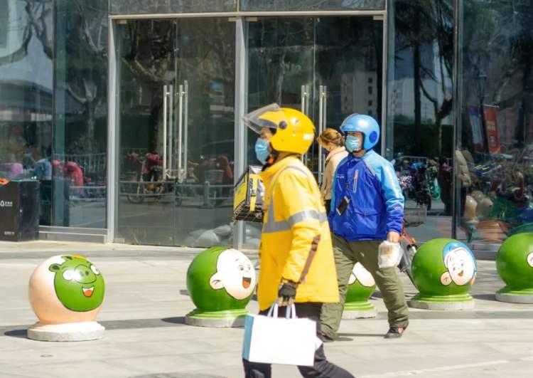 外卖员|送外卖想月入过万,越来越难了!