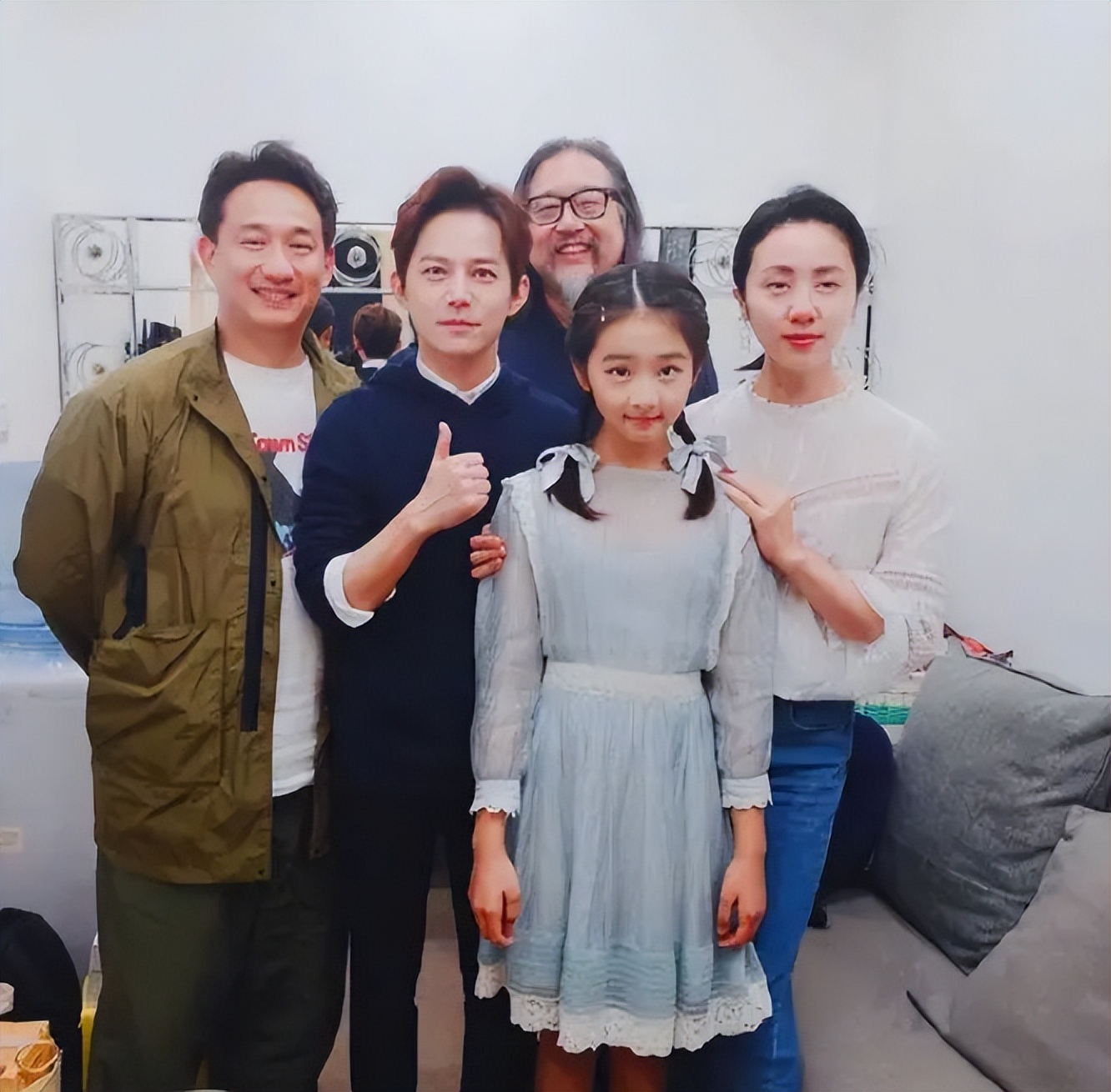 17岁黄多多出道了,网曝《人鱼》女一将她出演,搭档王一博