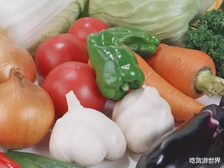 美食教程|50岁后少吃肥肉,多吃3种碱性菜!头发黑了,口臭没了,手脚有劲