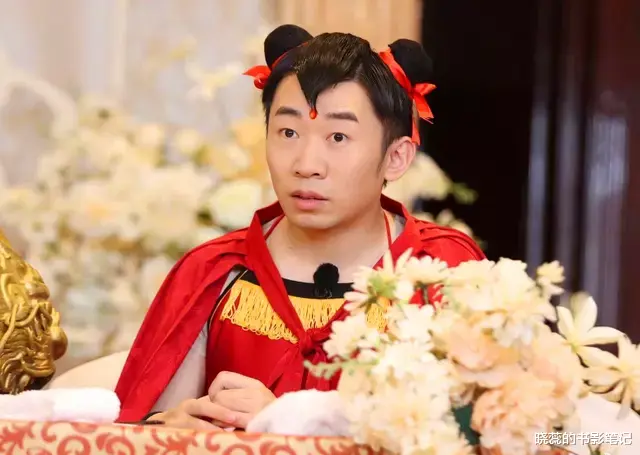 杨迪|钱在哪爱就在哪,杨迪抠门不舍女友花钱,耗费女友青春却一笑而过