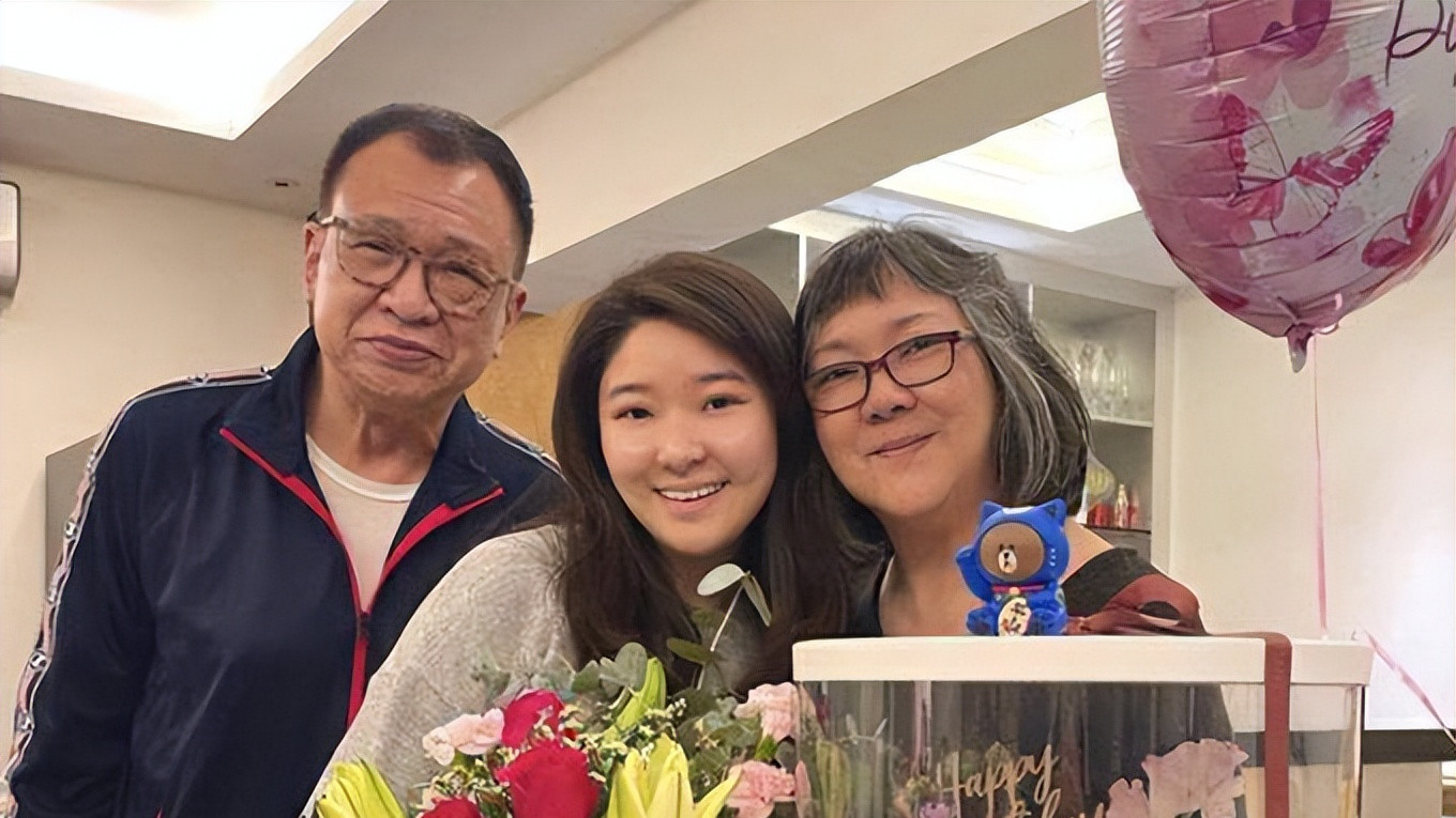 知名港星年底嫁女！香港、新加坡两地大摆60桌，已准备两千万嫁妆