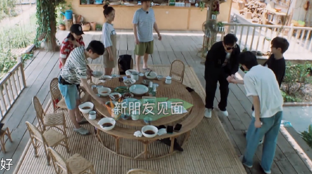 黄磊|黄多多翻车牵连父母,黄磊人设崩盘!再无翻身可能?