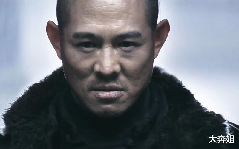 李嫣总算拿掉“兔唇”标签, 整容后美出新高度, 神似年轻时的王菲