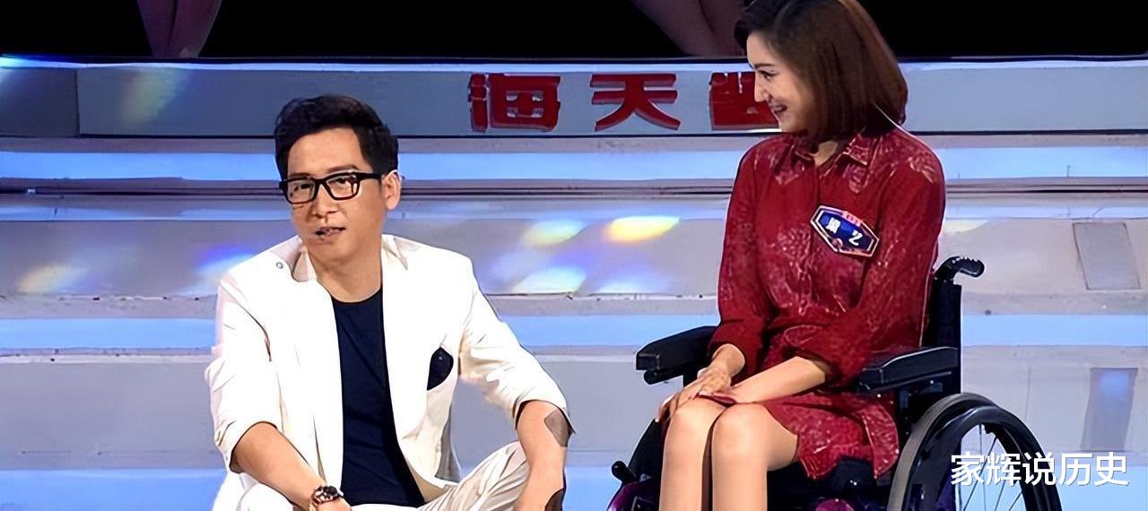 她曾是最美主持人，没想到5分钟内全身瘫痪，如今44岁仍孤身一人