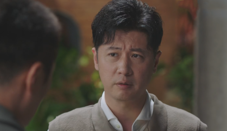 才播4集，就全国收视率第一，终于有让我熬夜狂追的央视反腐剧了