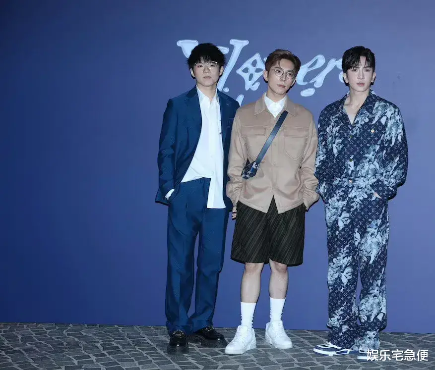 53岁古天乐和68岁周润发同台，脸僵笑容不自然，恐成下一个李连杰