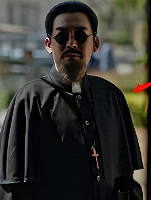 整容脸又来祸害央视革命剧？锥子脸、假鼻梁、别再侮辱革命战士了