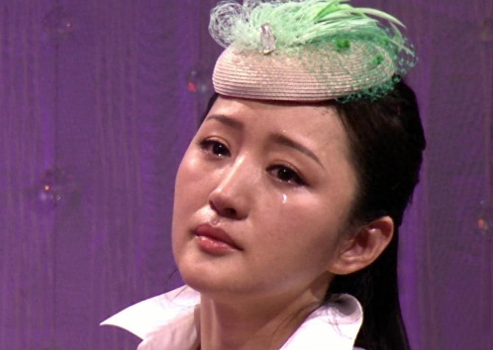 分手26年，赖文峰出狱后结婚娇妻相伴，杨钰莹的选择令人很心疼