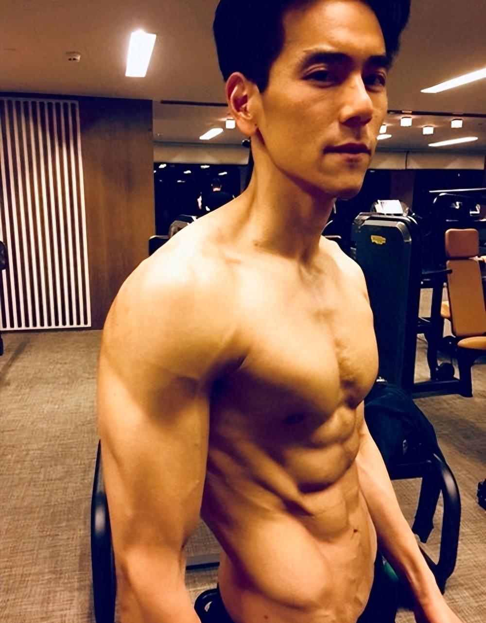 有种“打脸”叫男明星减肥成功,曾经嫌弃他们丑,如今个个是男神