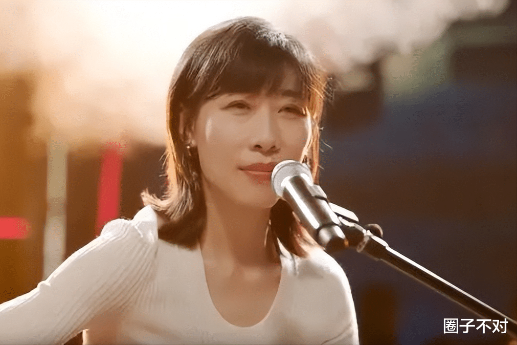 大嘴、平胸、驴脸，这些非要演“绝世美女”的演员，一个比一个尬