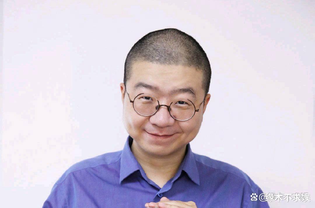 知名记者曝李诞被讯问,情节严重或将判刑,最后露面落魄!