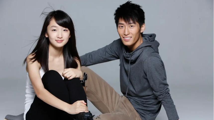 13年过去了，回头再看周冬雨与窦骁如今境遇，二人间差距一目了然