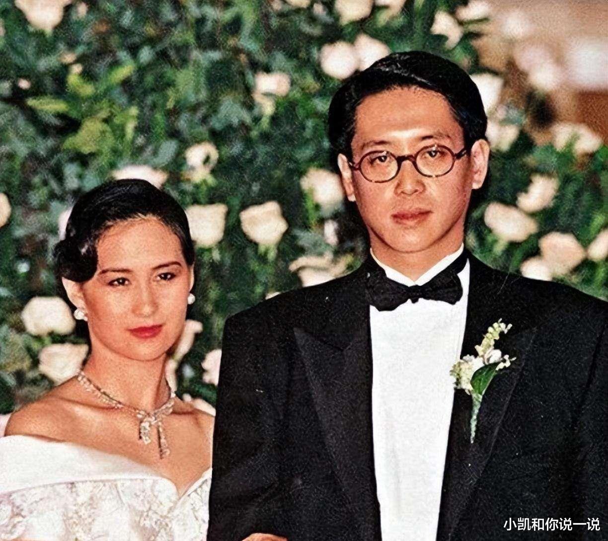 花花公子许晋亨:放弃赌王千金,娶蛇蝎美人李嘉欣,60岁已拄拐杖