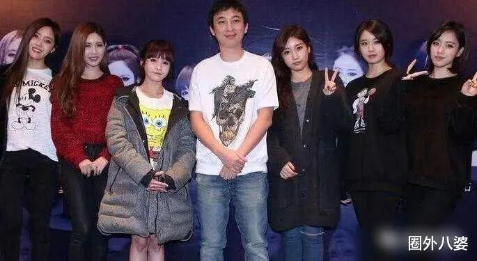 她接李小璐的班?