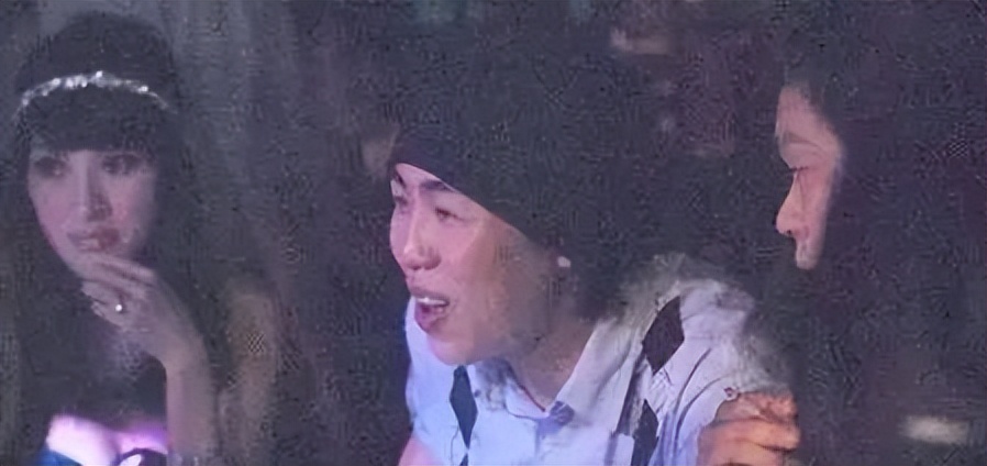 胡彦斌|胡彦斌疑与助理谈恋爱,女生正脸曝光,两人吃饭约会连续多日同回家