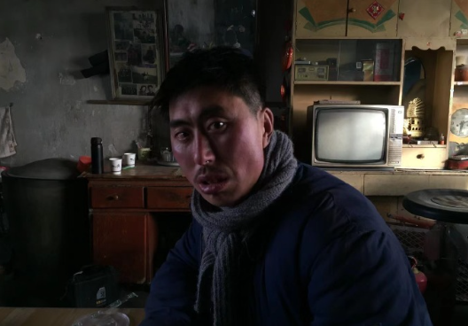 |演员顾本彬意外去世年仅34岁,演“小二”走红,从小口齿不清没上过学