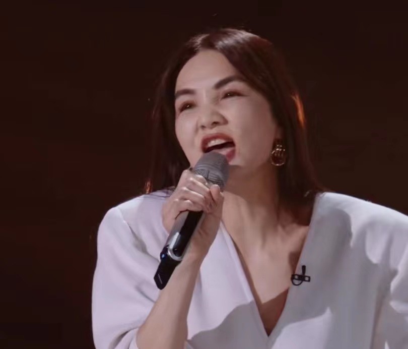 硅胶|“硅胶脸”又来祸害综艺了?高颜值被打回原形,表现再好也拉胯