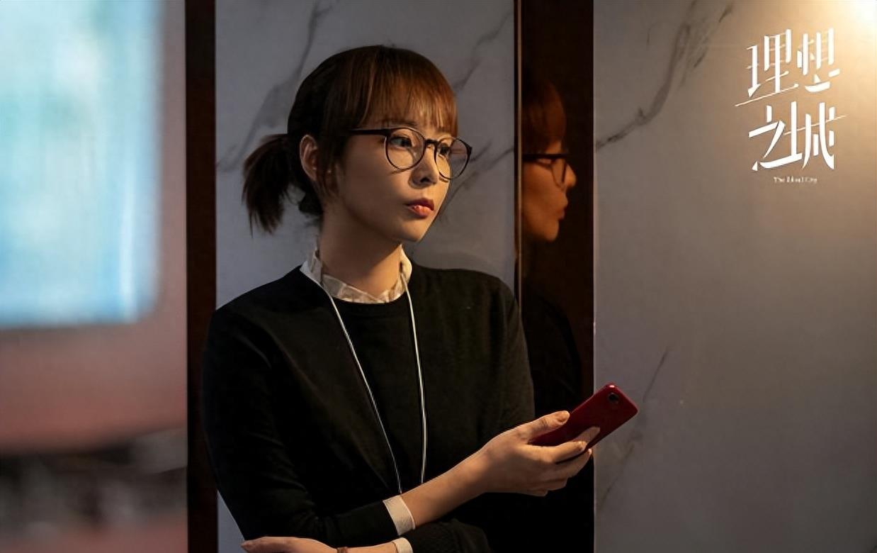 黄渤说的没错！才走红6个月，“大嫂”高叶的现况让人深思