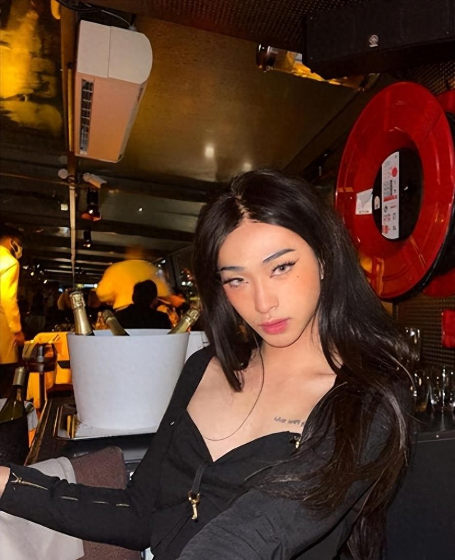 重磅!庾澄庆儿子发出出柜官宣:“我是同性恋,我为自己感到骄傲!”