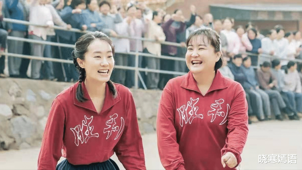 贾玲|找回张小斐,减肥40斤,弃沈腾选雷佳音,贾玲再做导演翻拍经典