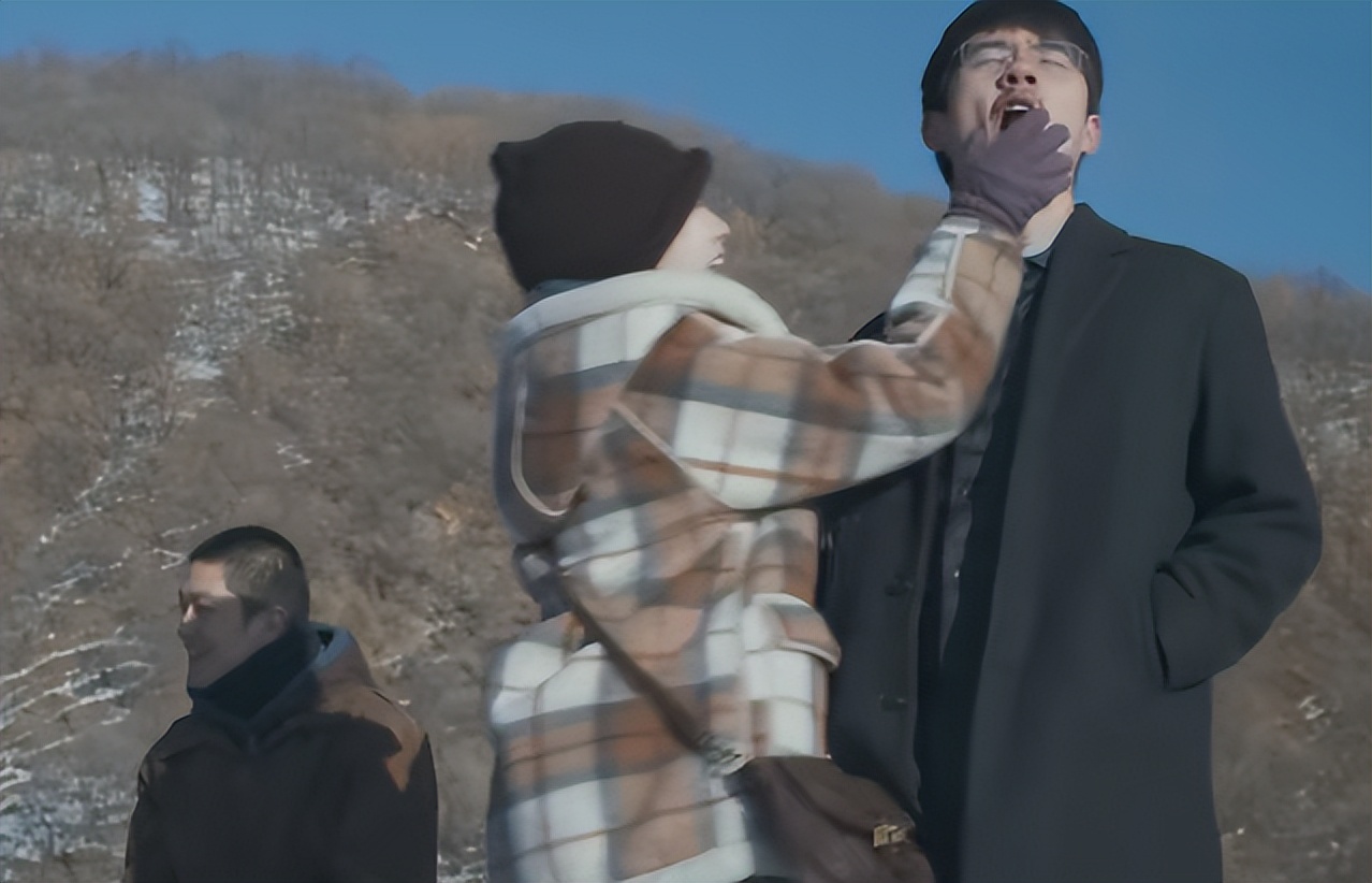 周冬雨《燃冬》豆瓣评分6.2,我要被网友的评论笑死了