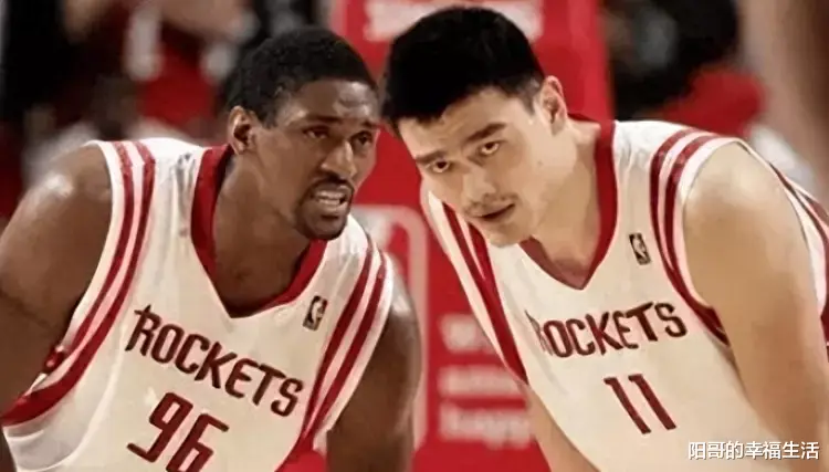 欠下五百万、被家暴到出血，这三位嫁给黑人的女星，现状怎样了？