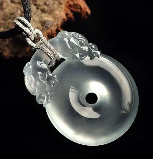 |玻璃种翡翠的替身水沫子？行家教你如何区分玻璃种翡翠和水沫子！