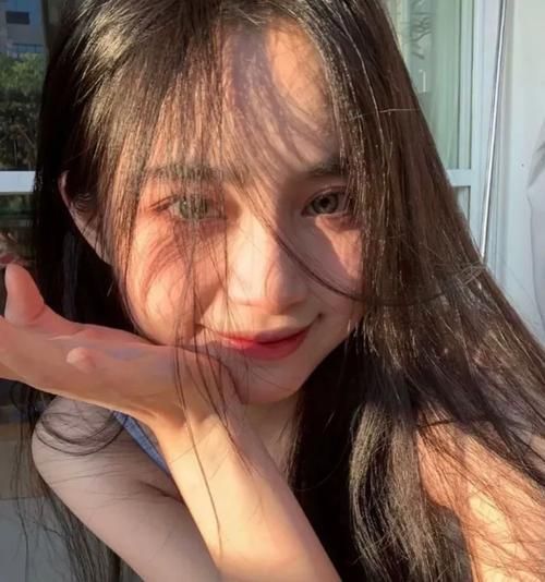 昇兰苜：有些人的皮肤新陈代谢快，半永久纹绣的色料会较容易褪色