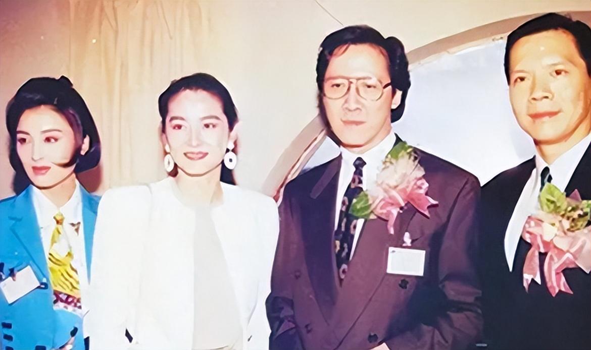 张敏,出道就是女一号,被向华胜宠了9年,55岁依旧无儿无女