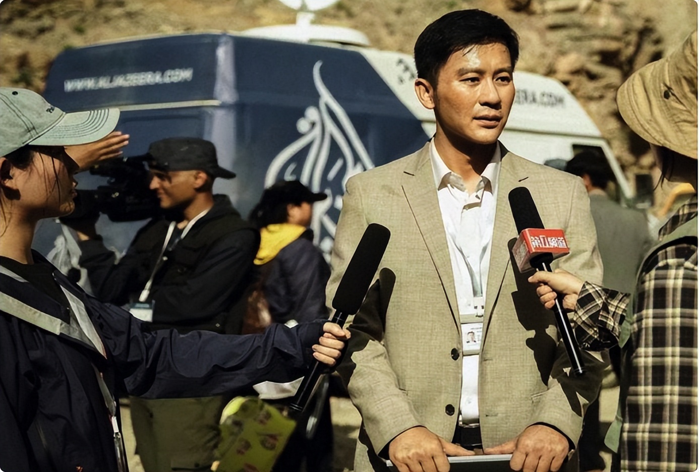 首日票房仅19.3万，离开了吴京，他成了烂片王