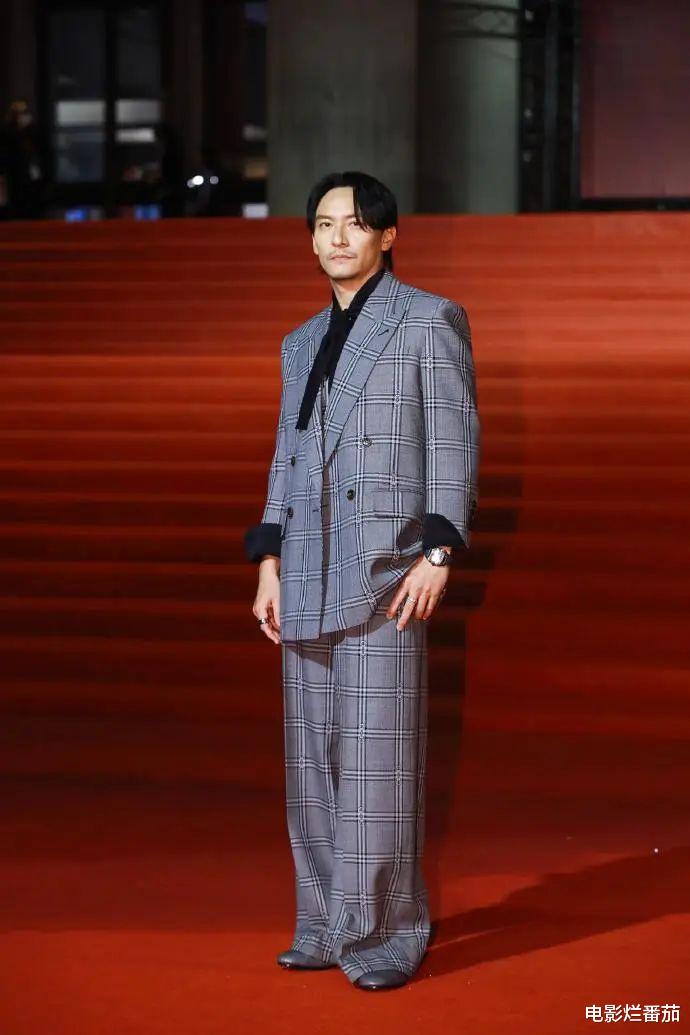 这一夜,林青霞驾临排面大,林志玲日里日气,桂纶镁陈意涵双翻车