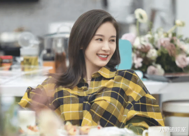 王子文|王子文新恋情疑曝光,与帅气鲜肉紧拥冲浪,男方体贴耐心胜吴永恩