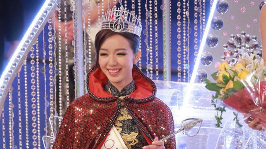 年薪百万的全优港姐麦明诗，被男友曝光购买名表向自己主动求婚