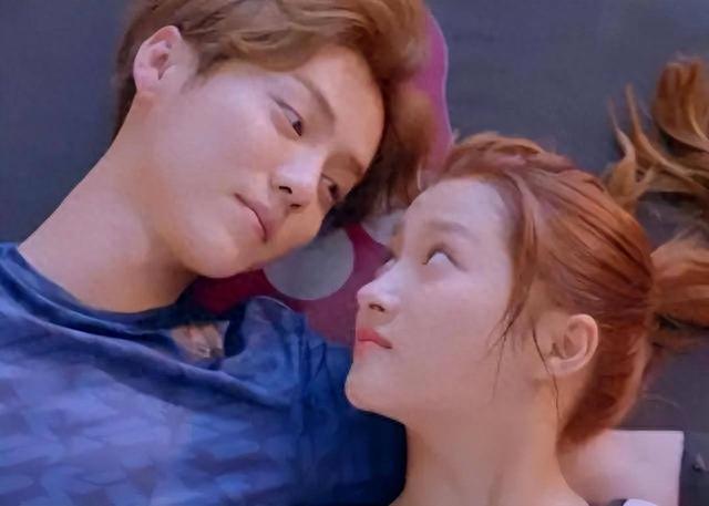 杨紫和鹿晗的故事告诉我们，世界上没有不透风的墙!