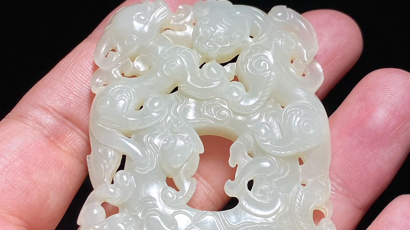 乾隆|清乾隆御赏 和田玉籽料 白玉 螭龙纹韘形佩 鸡心佩