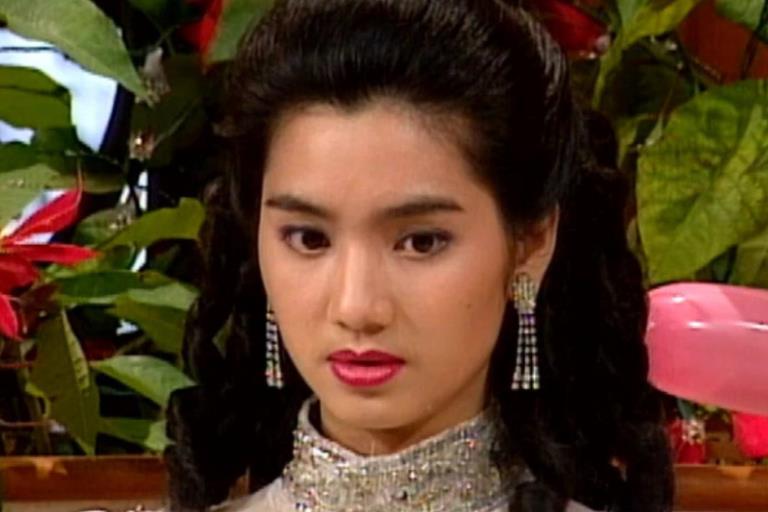 洪欣|洪欣儿子与张丹峰拍戏,被搂肩感情好,不介意继父跟毕滢继续合作