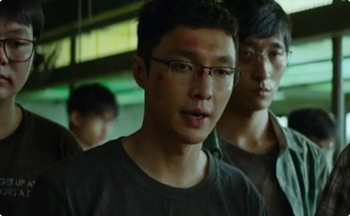 央视高调预热！肖战王炸大片来袭，女主颜值令人难以忍受