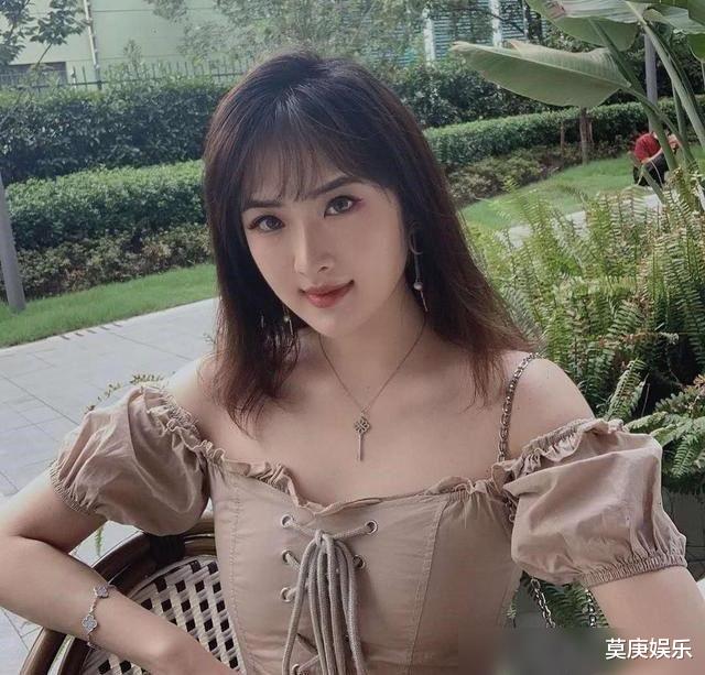 曝姚安娜知道很多圈内脏事，已对娱乐圈没兴趣，打算回去继承家产