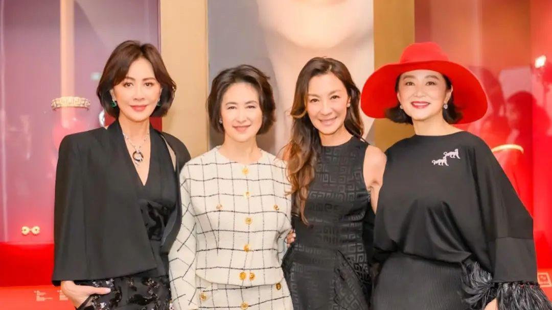 刘嘉玲|一张港圈名媛合照，照出了刘嘉玲“双面人”的一面