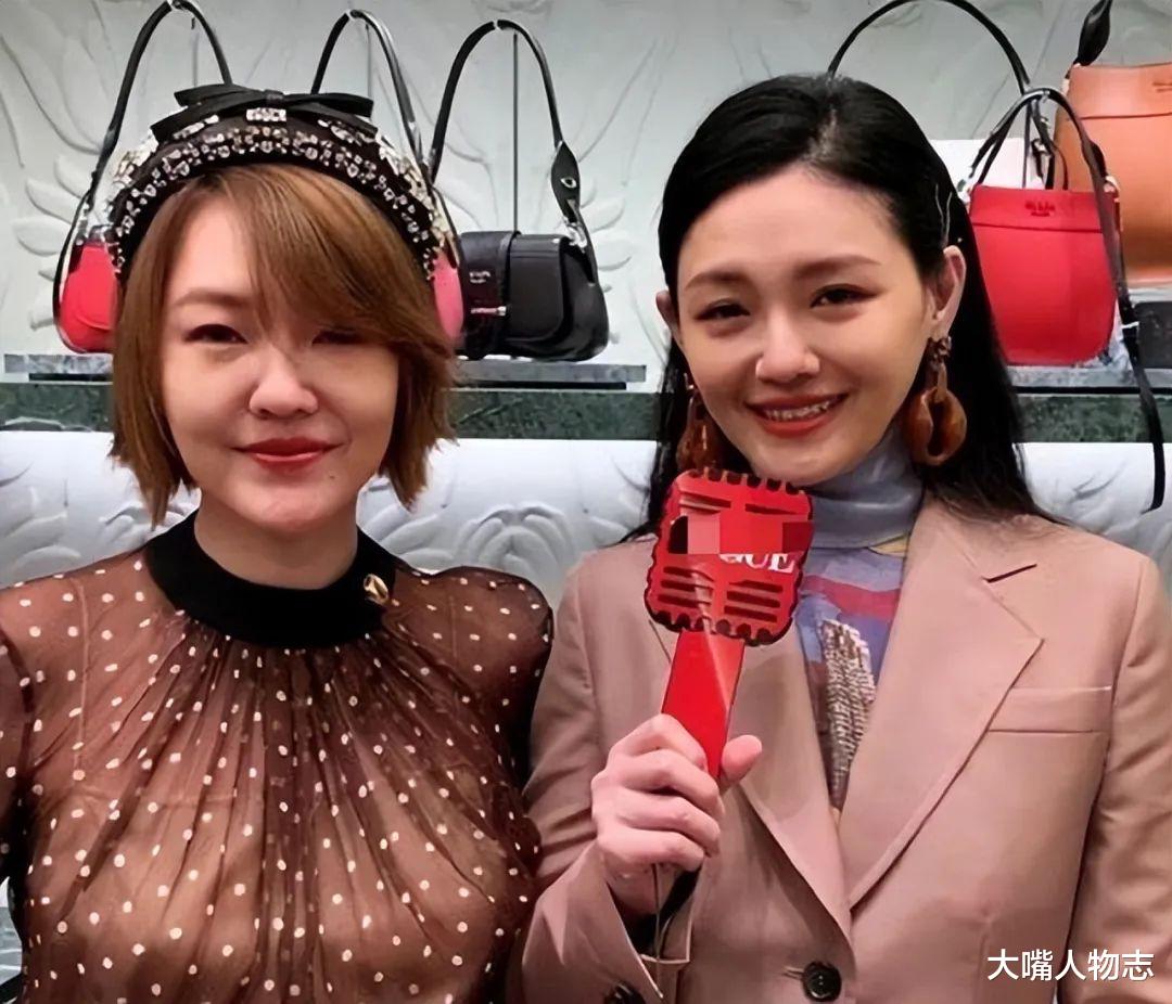 大S真的穷了？终于走出家门，小S事业跌到谷底，网友：大势已去