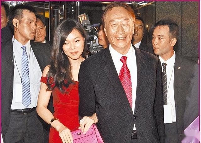 400亿豪门阔太,连生3胎还想为72岁郭台铭生第4胎,是林心如闺蜜