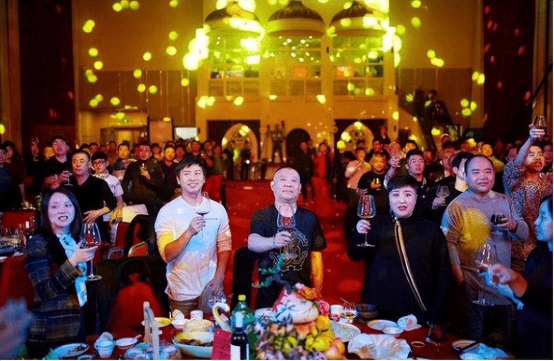 岳云鹏经纪人被捕，意外暴露老郭的“精明”，曹云金终于沉冤昭雪