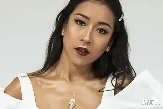 吉克隽逸|吉克隽逸:卖惨炫富当小三,立了10年的“淳朴”人设,终于崩塌了