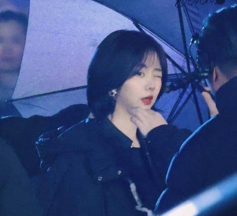 短发软萌可爱，男主眼神霸气！ 谭松韵《你比星光美丽》路透曝光！