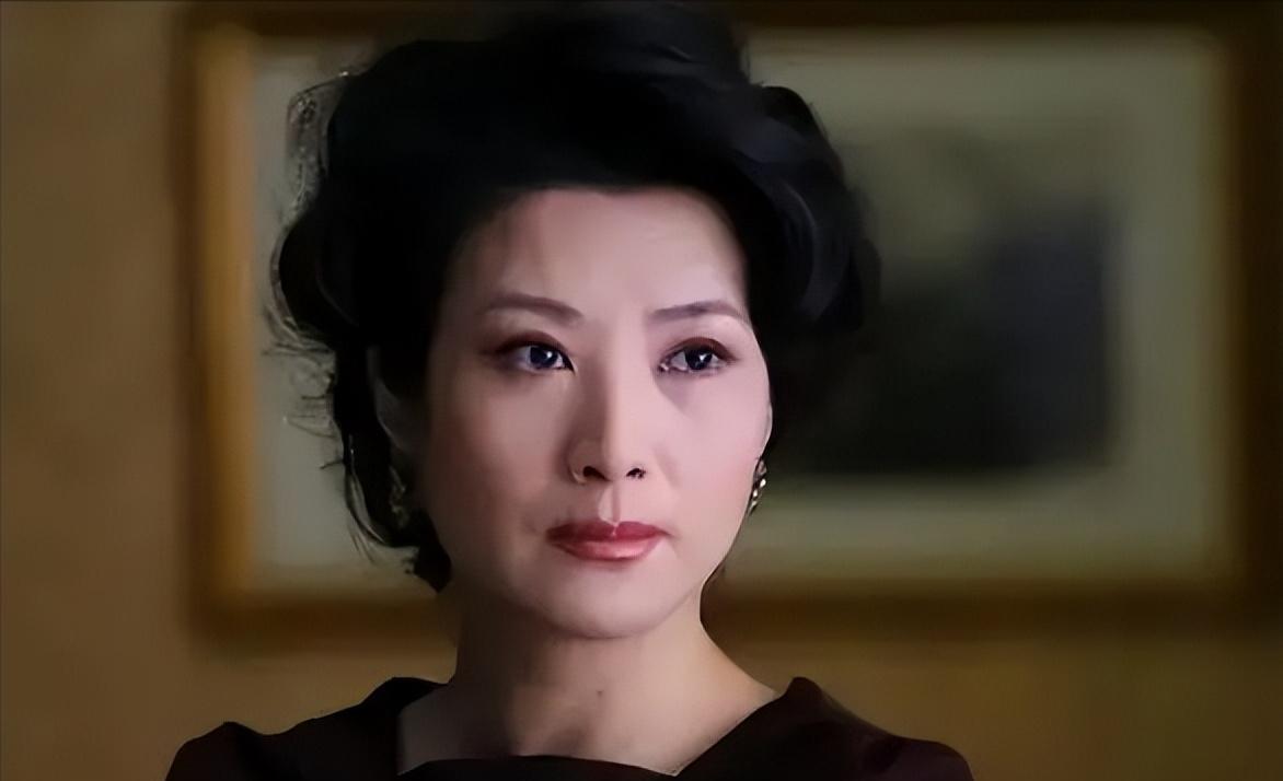 范冰冰|演员王静：低调演戏36年，一人撑起母亲晚年，59岁婚姻成谜！