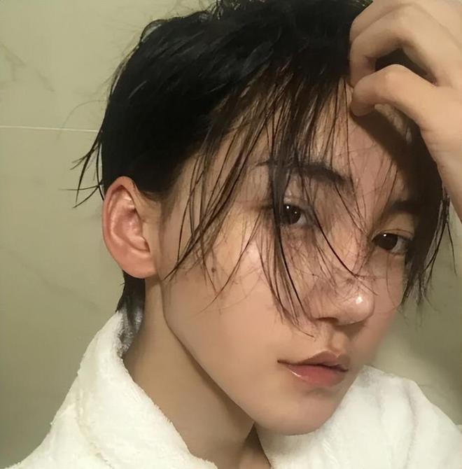 网红李由承认变性成功,自曝术后痛了两个月,声称以后还会要小孩