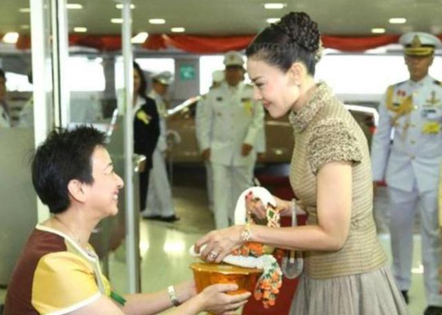 诗妮娜贵妃高开低走，苏提达欣喜脸颊发福，西拉米依旧禁足行宫